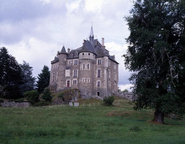 Elévations ouest et sud du château du 19e siècle