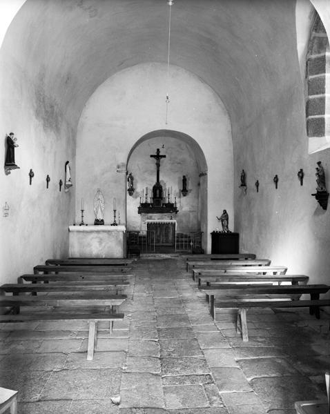 Vue générale de la nef et du choeur