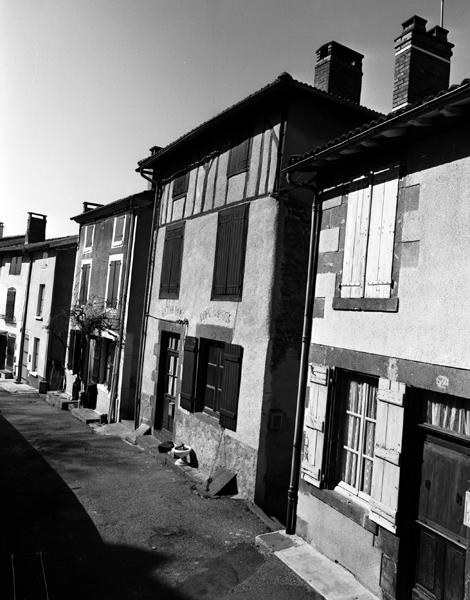 Vue de maisons boulevard Bergougnoux