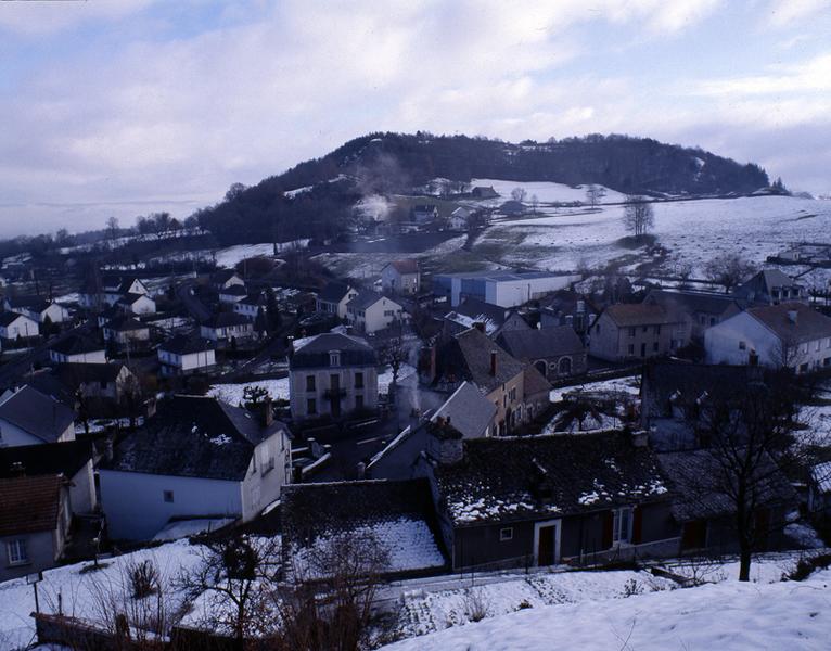 Vue du bourg (cliché couleur uniquement)