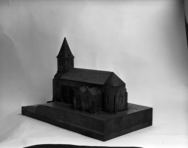 Maquette en bois de l'église