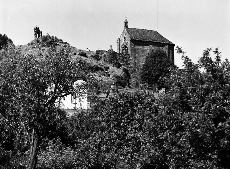 Site de l'ancien château de Saignes et chapelle