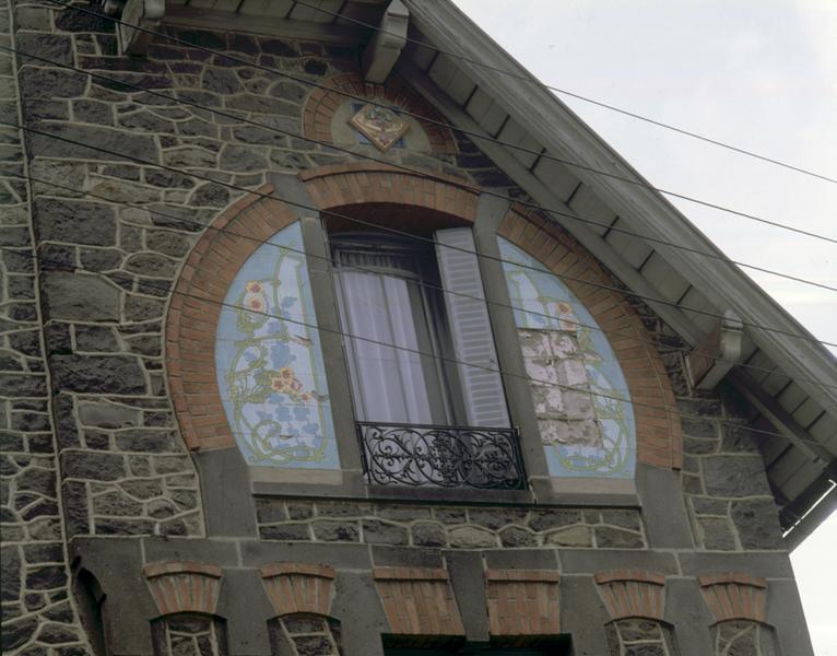 Vue générale de la baie du deuxième étage