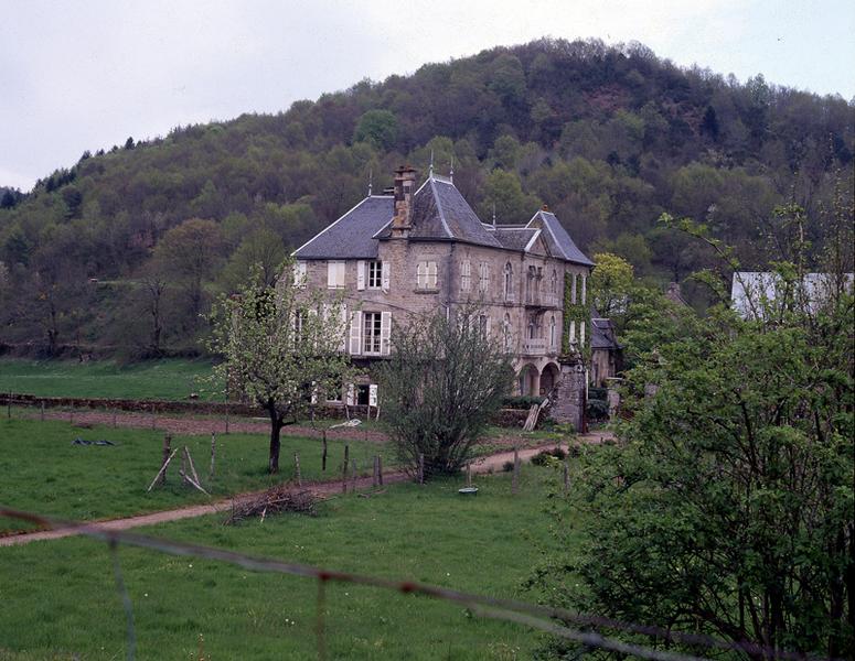 Elévation latérale du château