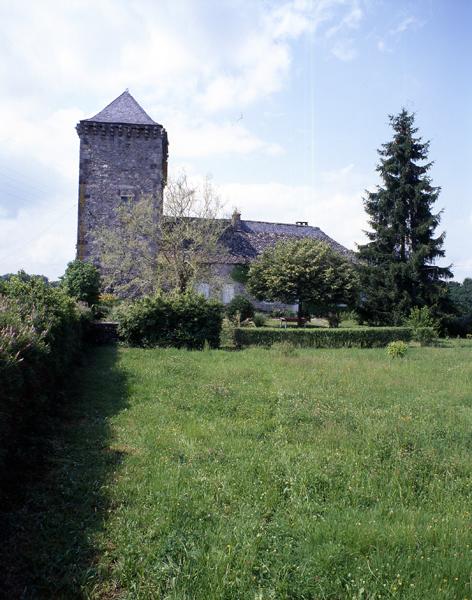 Elévation sud : tour et corps de logis