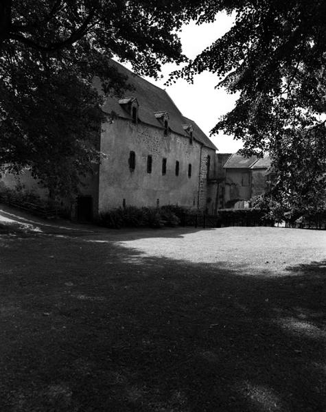 Vue postérieure des bâtiments nord-est du château