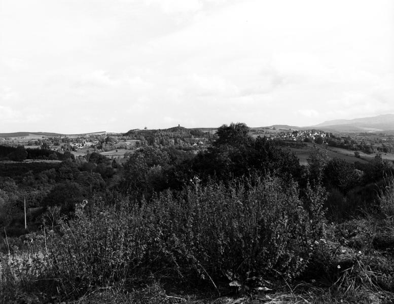 Vue générale de La Tour depuis Corbet
