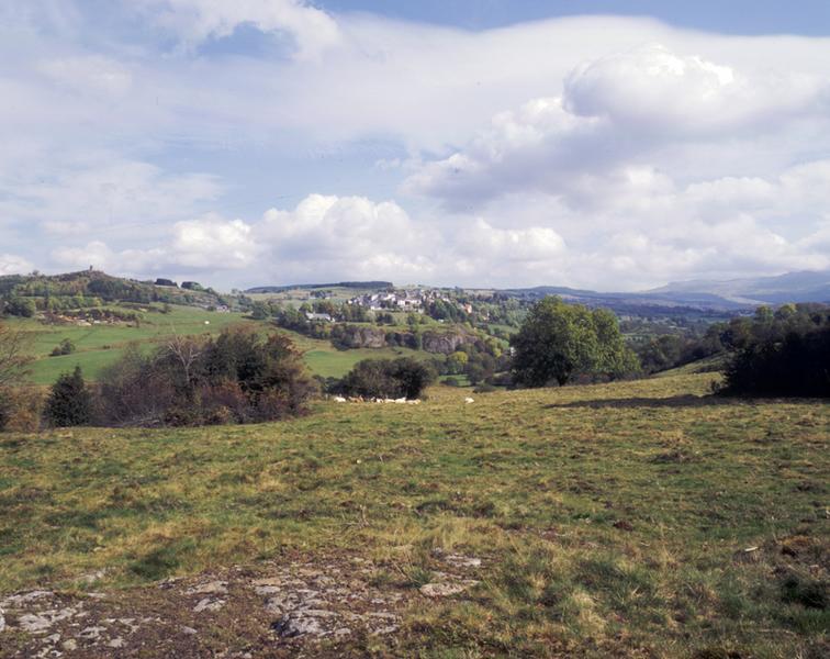 Le bourg vu depuis le secteur de Sous le Roc