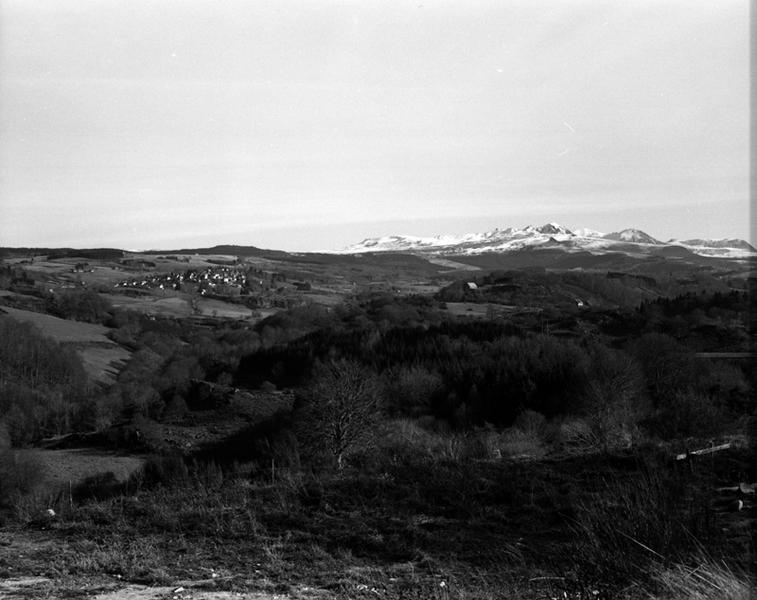Vue générale de La Tour depuis le secteur de Montaux