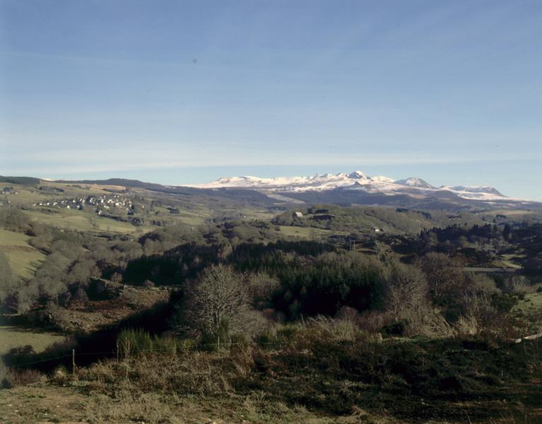 Vue générale de La Tour depuis le secteur de Montaux
