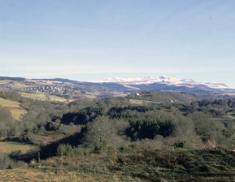 Vue générale de La Tour depuis le secteur de Montaux
