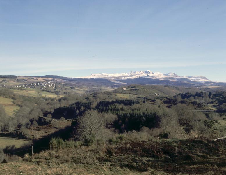Vue générale de La Tour depuis le secteur de Montaux