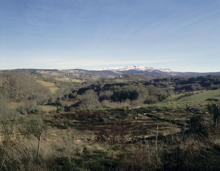 Vue générale de La Tour depuis Montaux