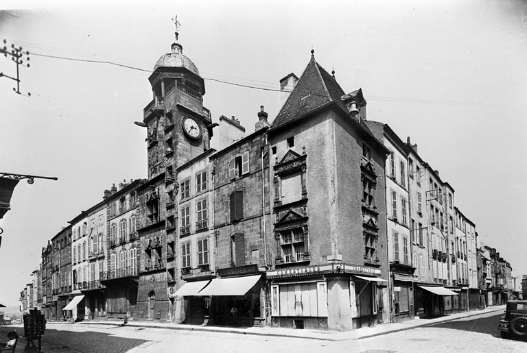 Place-carrefour dite Place des taules