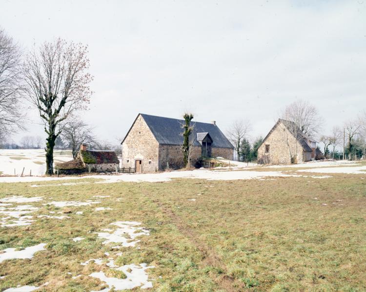 Vue du lac de Lacoste