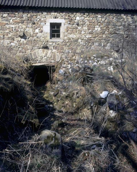 Vue de détail de la sortie du canal de gauche