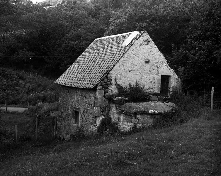 Vue générale de l'élévation est de la maison d'origine