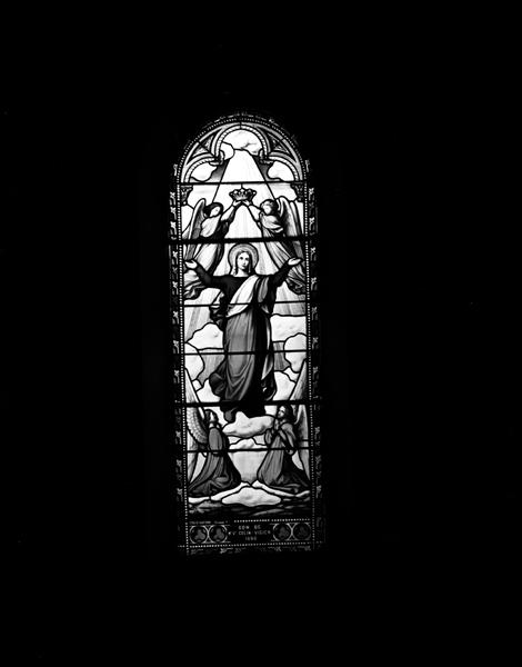 Ensemble de 5 verrières : Christ du Sacré-Coeur (baie 0), Saint Michel terrassant le démon (baie1), Saint François Xavier (baie 2), La Sainte Famille (baie 3), l'Assomption (baie 4)