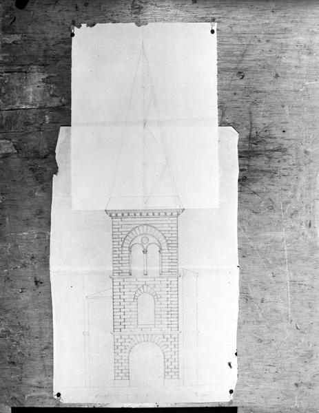 Relevé de la façade du clocher et coupe du projet de charpente de la flèche, non signé, daté : 1833.