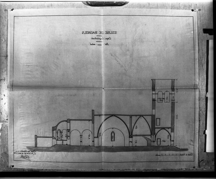 Eglise de Bagnols, coupe longitudinale, échelle : 1 cm pour 5 m. Signé Gardin, daté du 14 avril 1897.