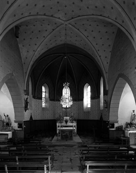 Vue de la nef et du choeur