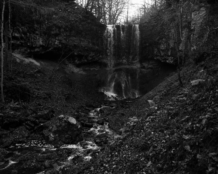 Vue générale de la cascade du Trador