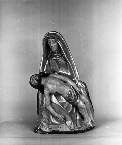 Statuette de la Vierge de Pitié