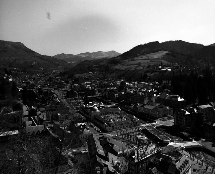 Vue générale de la ville en direction de l'est
