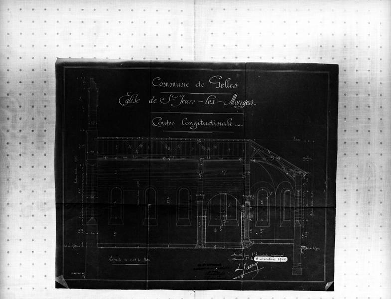 Commune de Gelles. Eglise de Saint-Jean-les-Monges. Coupe longitudinale.