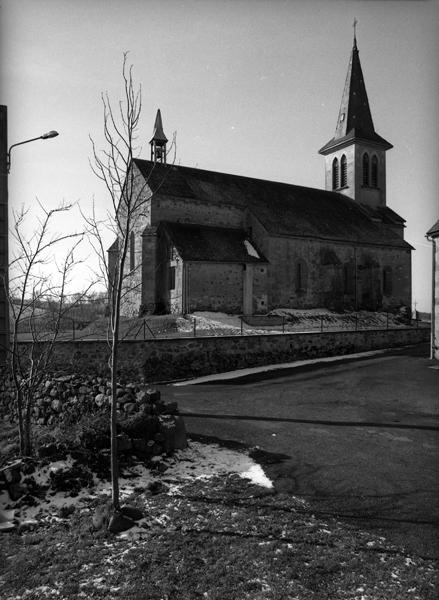 Vue générale de l'église depuis le nord-est