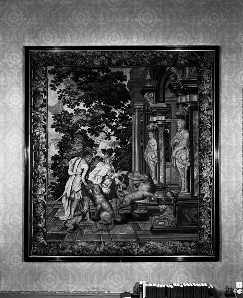Hermès indique à Ulysse le chemin du palais de Circé.