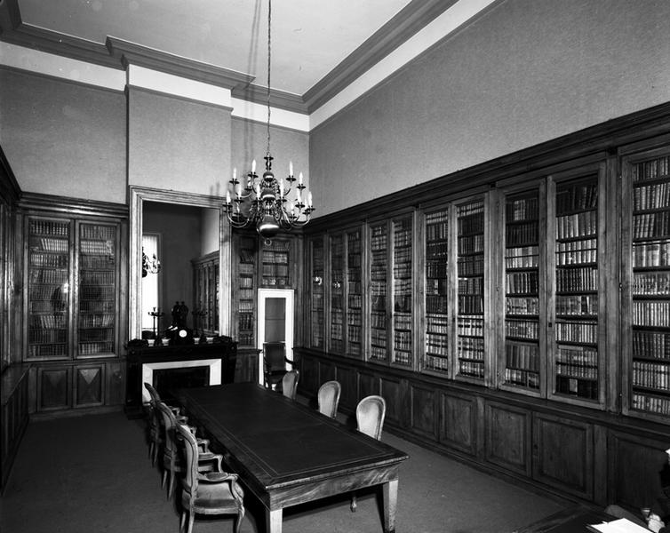 Vue générale de la bibliothèque.