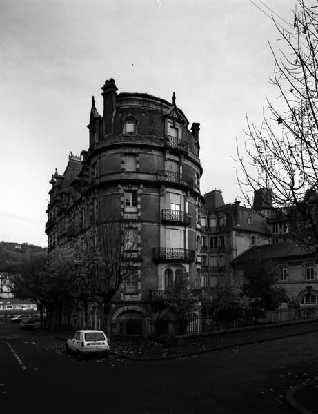 Vue sud-ouest de l'hôtel