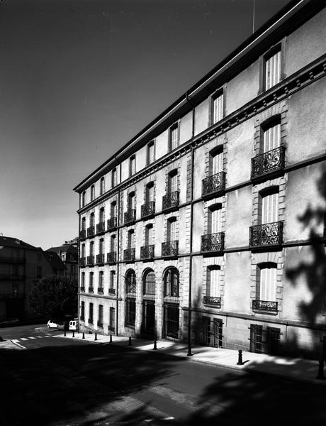 Hôtel de voyageursMedicis et Palace Hôtel