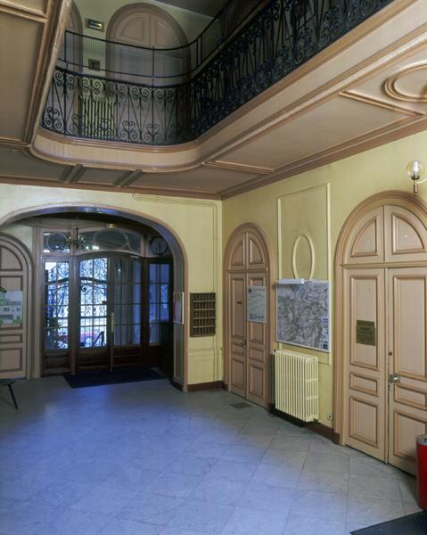 Vue du hall d'entrée