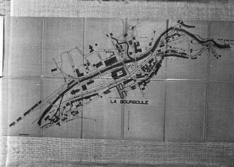 Projet d'éclairage électrique. Plan général de la canalisation à l'intérieur de la ville. La Bourboule.