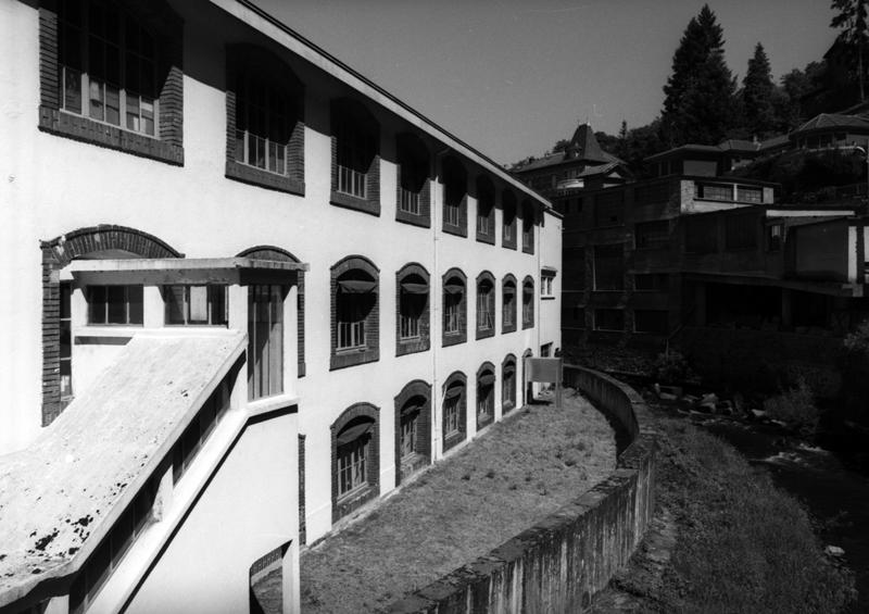Façade