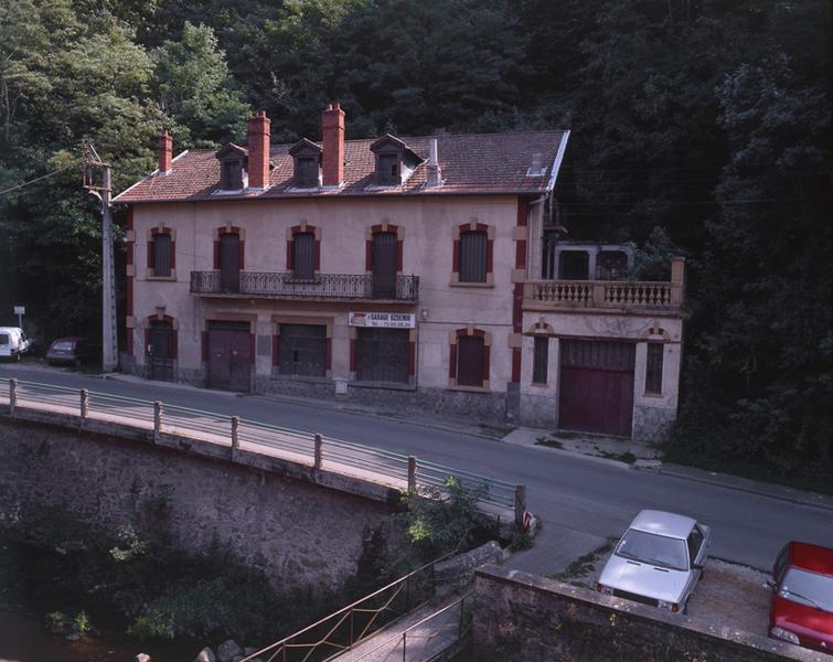 Vue d'ensemble de la maison