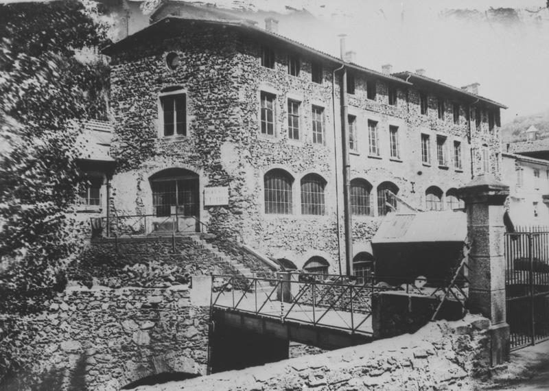 Façade