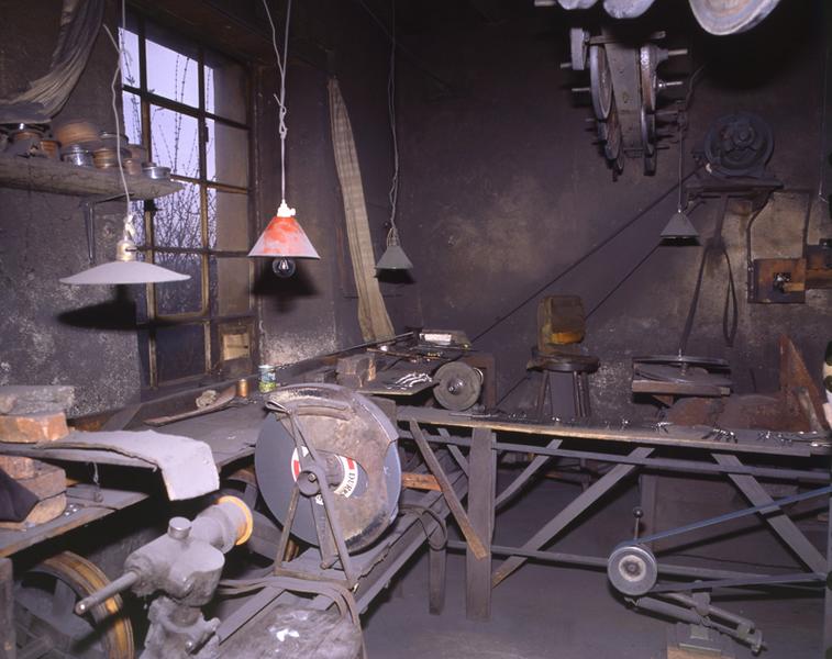 Tourets et systèmes de transmission
