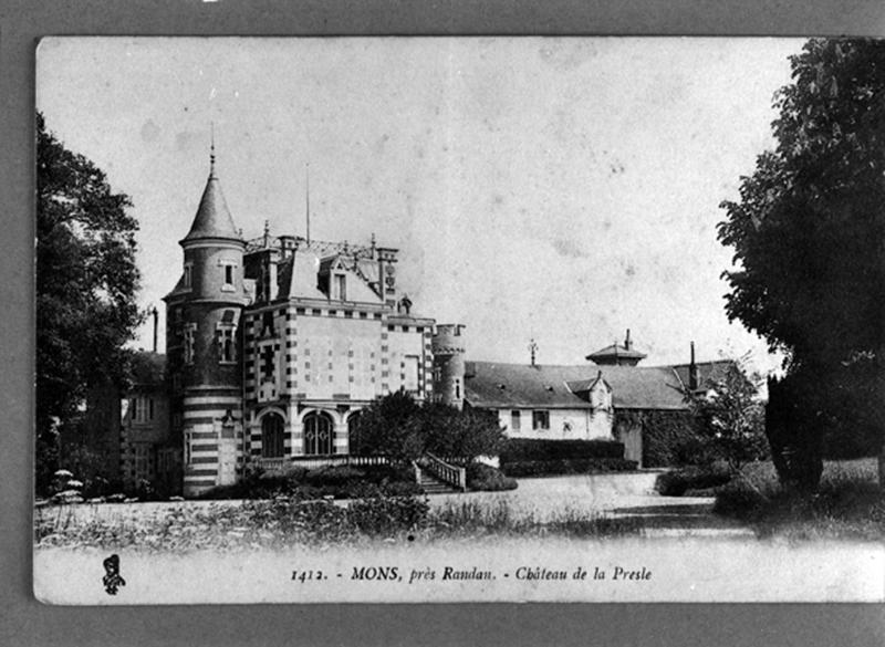 Vue d'ensemble de la villa et des communs depuis le nord-ouest