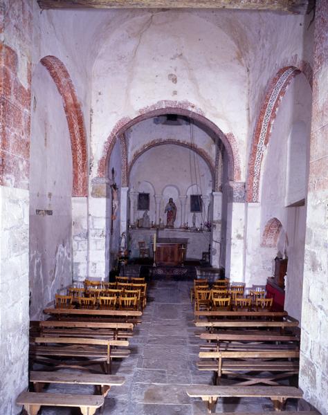 Vue générale de la nef et du choeur