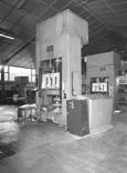 Machine à emboutir : presse hydraulique