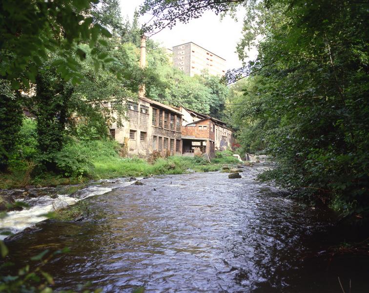 Façades de l'usine coté rivière