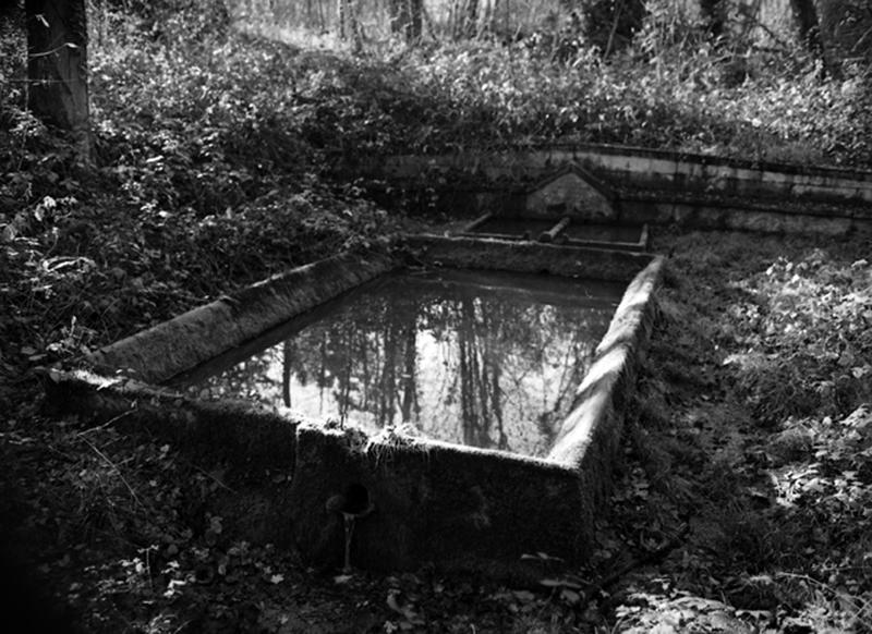 Lavoir édifié à la demande d'Adélaïde d'Orléans près de Lhérat