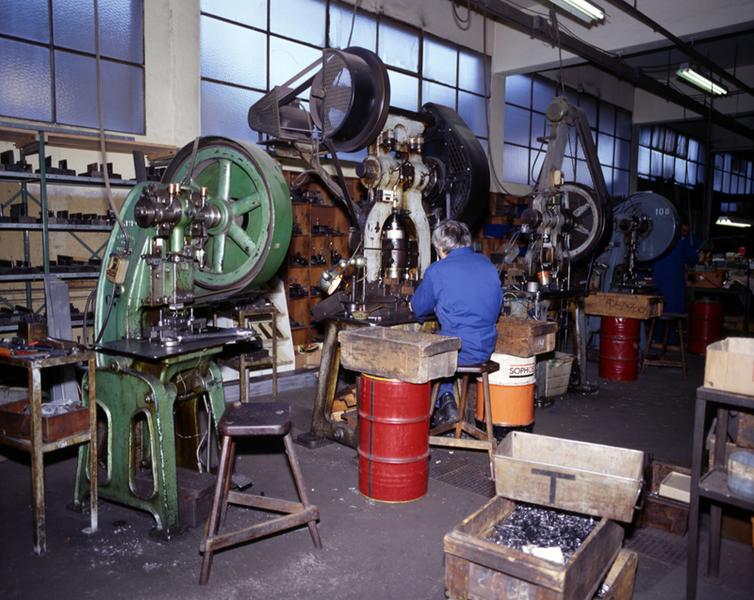 Ensemble de presses à excentrique
