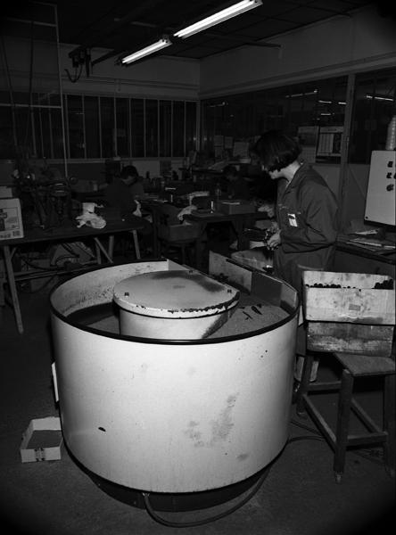 Séchage des couteaux dans de la rafle de maïs