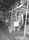 Atelier d'estampage : marteaux-pilons et fours