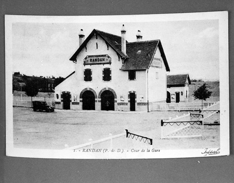 Cour de la Gare