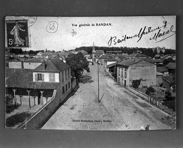 Vue générale [avenue de la Libération et rue du Commerce]